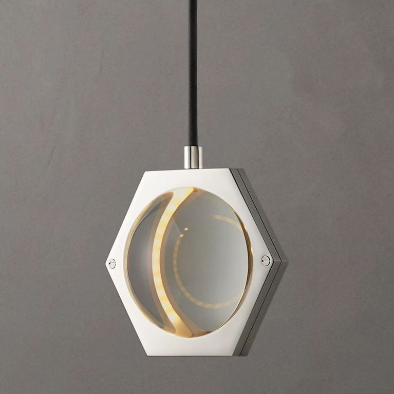 Eclatant Grand Pendant 7"