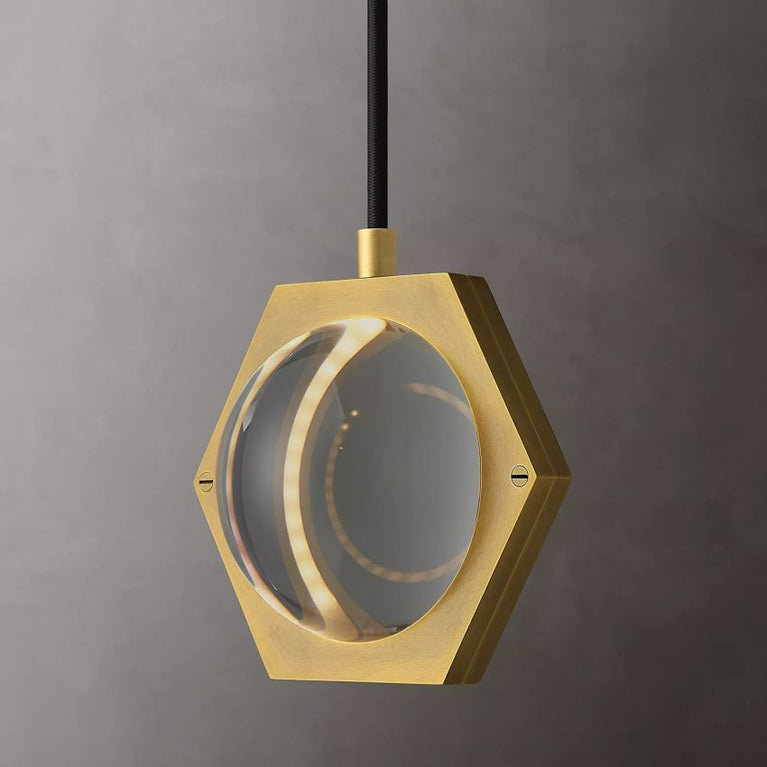 Eclatant Grand Pendant 7"