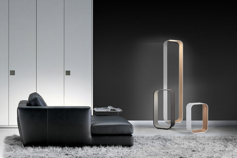 CONTOUR FLOOR LAMP 60"H